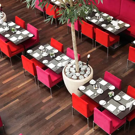 Sofitel Chain Bridge Ξενοδοχείο 5*