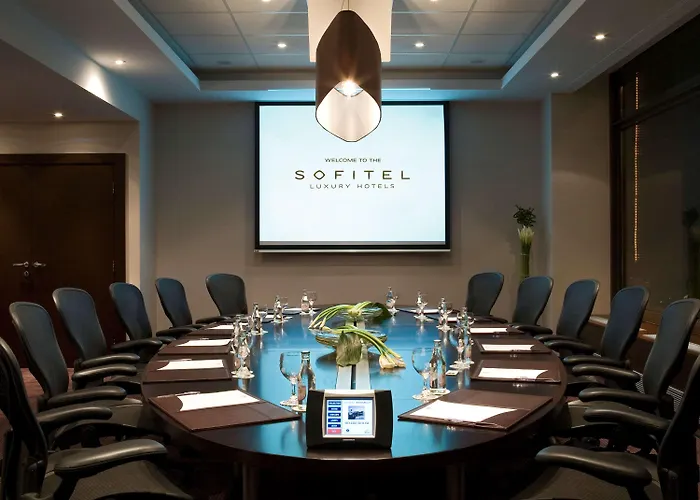 Sofitel Chain Bridge Будапешт