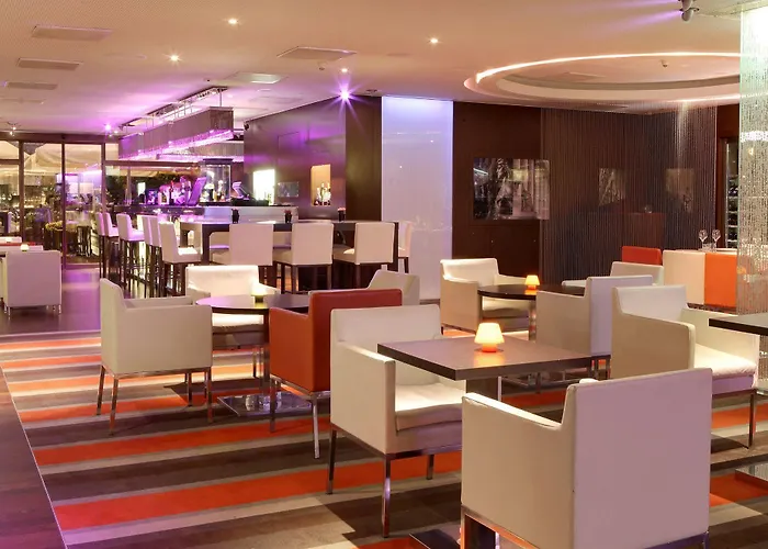 Sofitel Chain Bridge