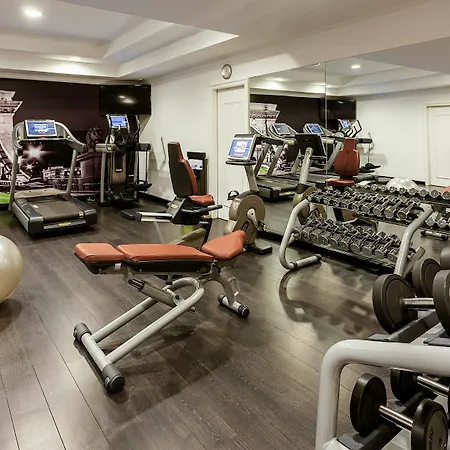 Sofitel Chain Bridge Hotel 5*