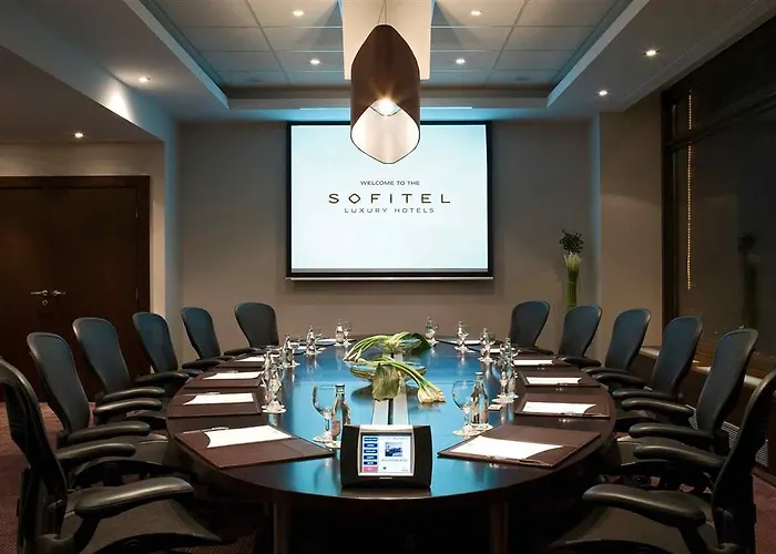 Sofitel Chain Bridge