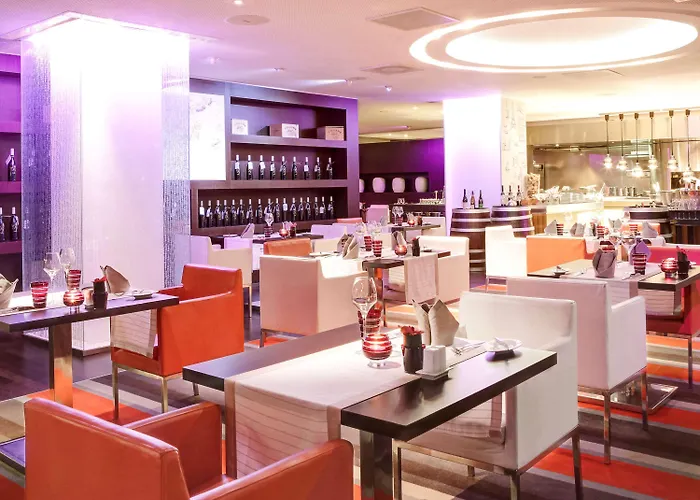 Sofitel Chain Bridge 5*