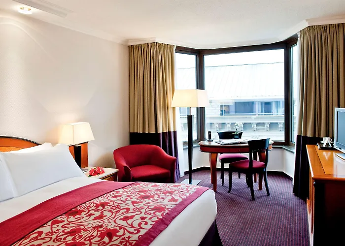 Szálloda Sofitel Chain Bridge 5*