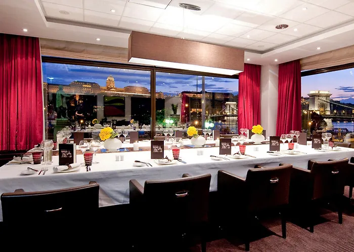 Sofitel Chain Bridge Szálloda 5*