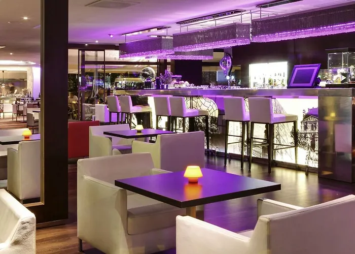 Sofitel Chain Bridge 5*