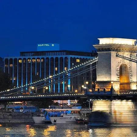 Sofitel Chain Bridge Hotel Boedapest