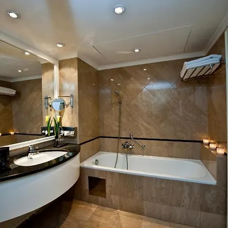 Sofitel Chain Bridge Hotel Budapest