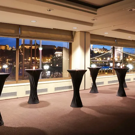 Sofitel Chain Bridge 5*