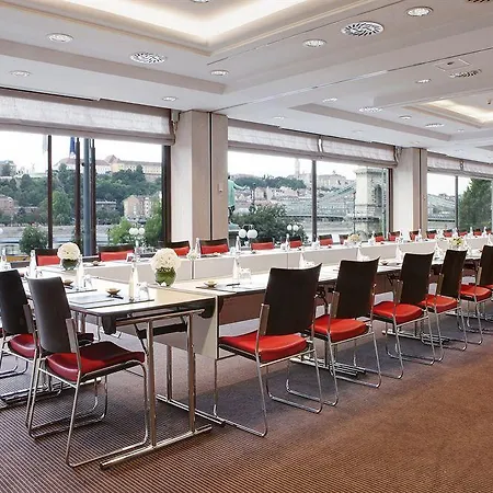 Sofitel Chain Bridge Hotell 5*