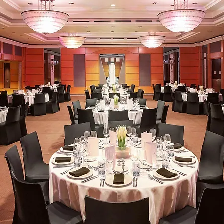 Sofitel Chain Bridge 5* Budapeste