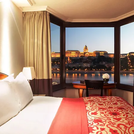 Sofitel Chain Bridge Hotel