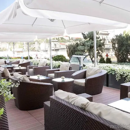 Hotel Sofitel Chain Bridge Budapest
