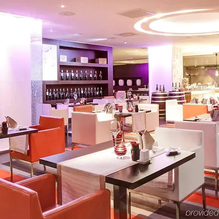 Hotel Sofitel Chain Bridge 5*