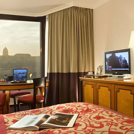 Hotel Sofitel Chain Bridge 5*