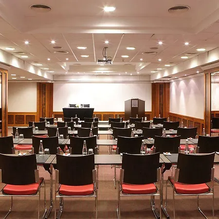 Hotel Sofitel Chain Bridge 5*