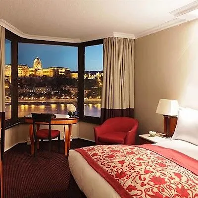 Sofitel Chain Bridge 5*