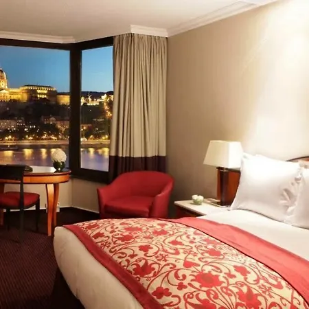 Sofitel Chain Bridge
