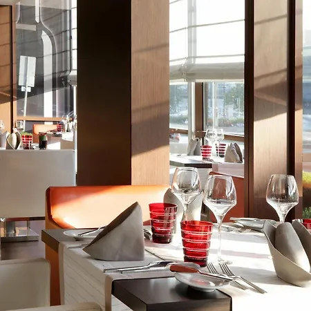Sofitel Chain Bridge 5* Budapeste
