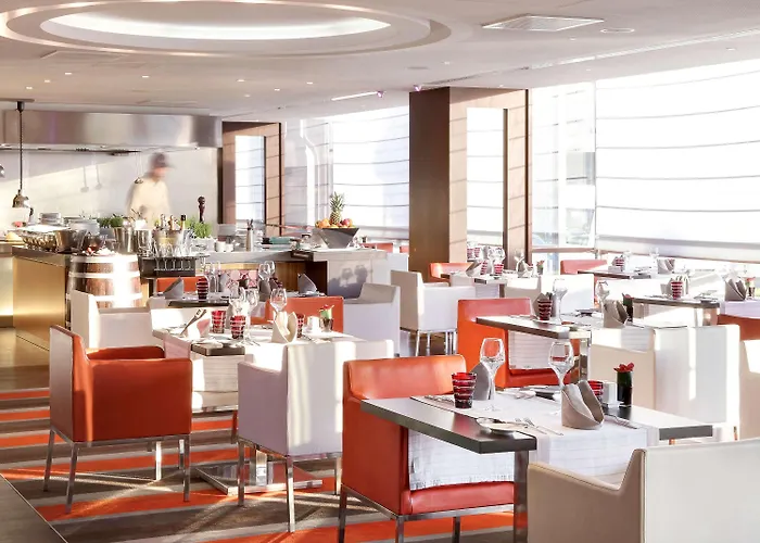 酒店 Sofitel Chain Bridge 5*