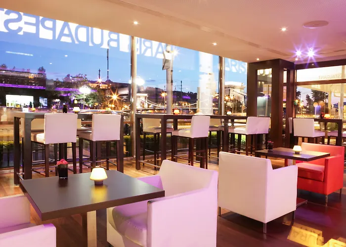 Sofitel Chain Bridge 5*