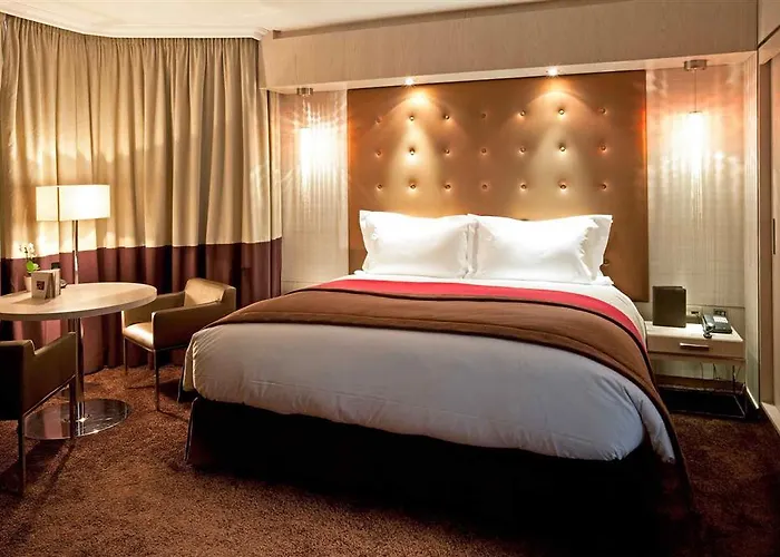 Sofitel Chain Bridge