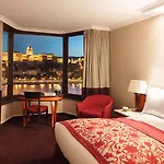 Hotel Sofitel Chain Bridge 5*