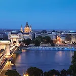 Sofitel Chain Bridge