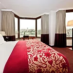 Sofitel Chain Bridge
