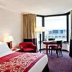 Hotel Sofitel Chain Bridge 5*