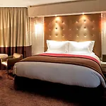 Sofitel Chain Bridge Hotel