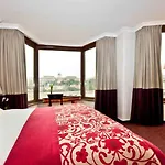 Sofitel Chain Bridge