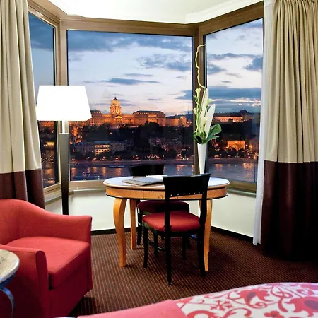 Hotel Sofitel Chain Bridge