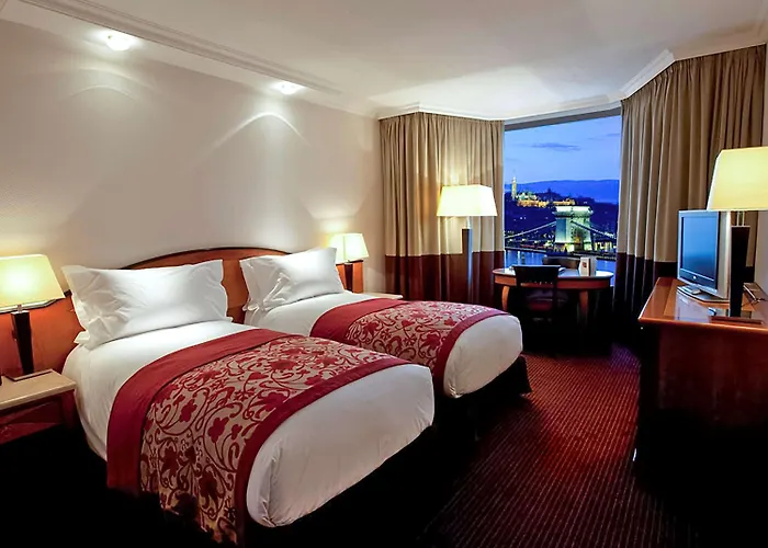 Sofitel Chain Bridge 5* Budapesta