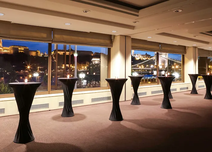 Sofitel Chain Bridge 5*